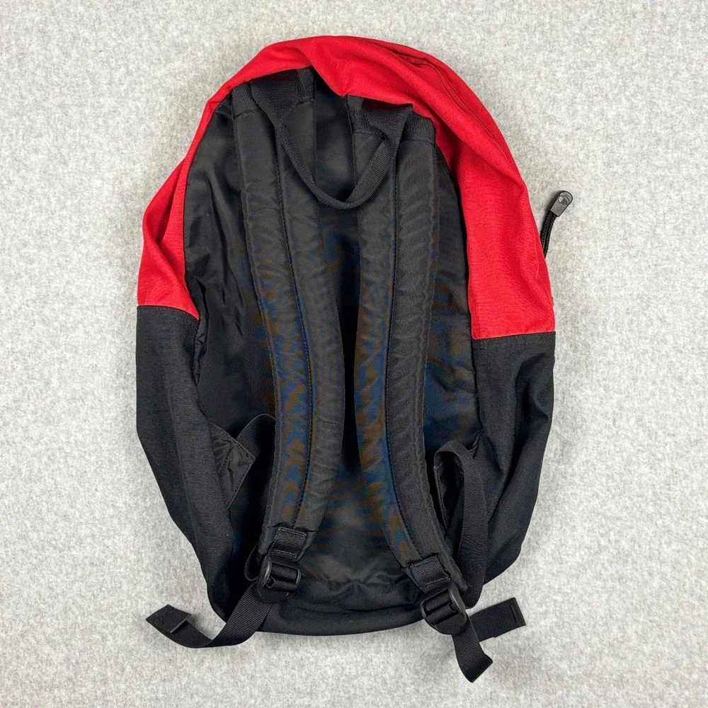 The North Face Siskiyou Backpack Red Black Outdoor Daypack Hiking Bag Y2K